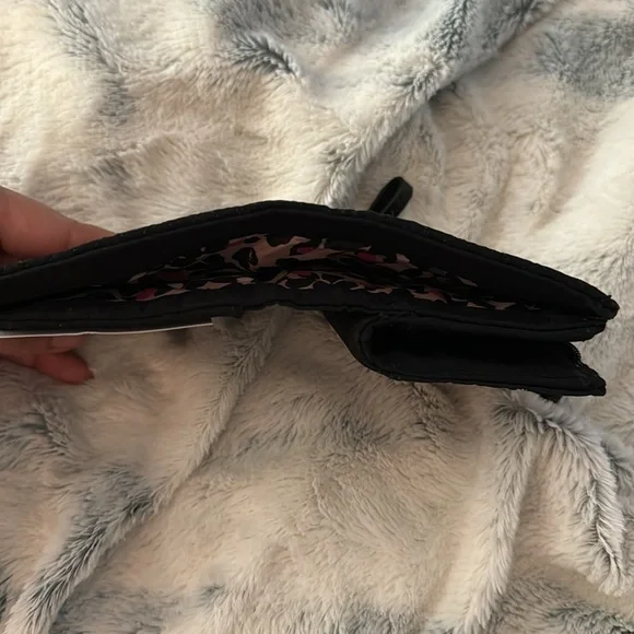 NWOT- Vera Bradley RFID wallet - Picture 5 of 7